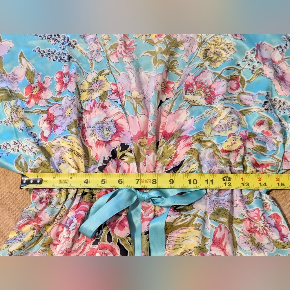 Cabi Silk Blue Pink Floral Patterned Kimono Style Shirt - Picture 13 of 16